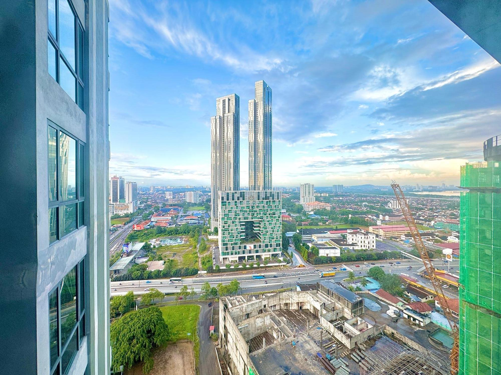 Sks Pavillion Residence By Luxecocoo Ck Johor Bahru City Centre Экстерьер фото
